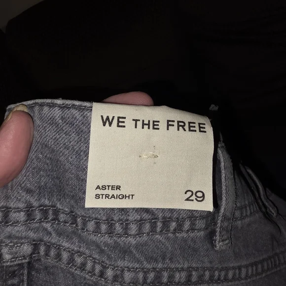 We The Free Light Blue Relaxed Jeans - Picture 2 of 4